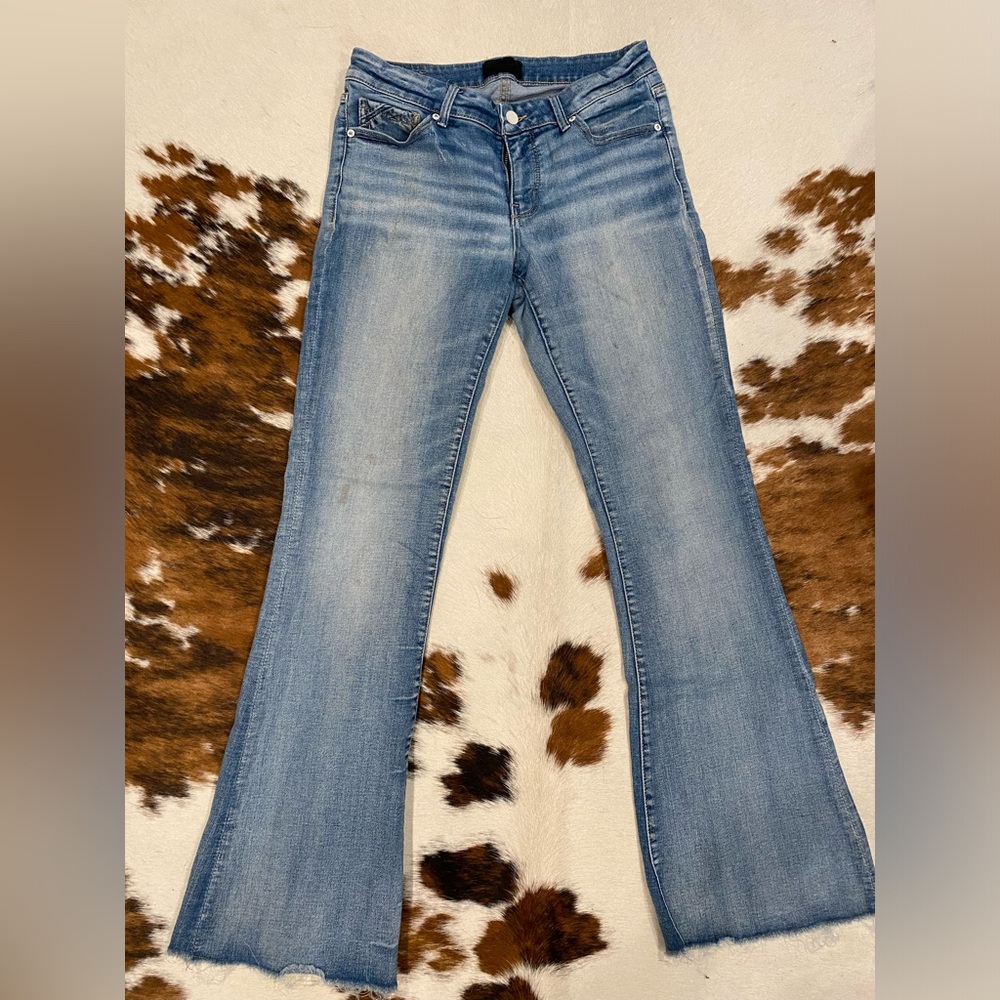 Buckle Jeans
